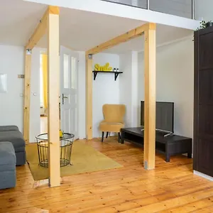https://modern-ac-plus-selfcheckin.find-berlin-hotels.com